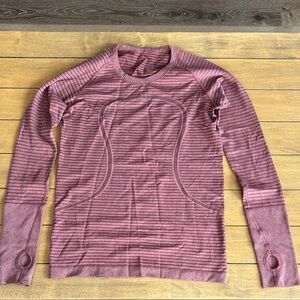Lululemon Swiftly Tech Long Sleeve size 8